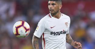 Емери иска да купи Банега