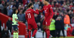 Ван Дайк се надява Салах да остане