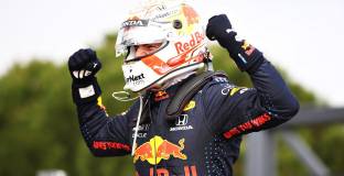 Верстапен спечели на 