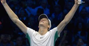 Джокович отстъпи на Синер след повече от 3 часа игра 