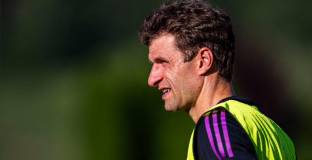 Мюлер ще пропусне турнето на Байерн Мюнхен в Азия