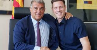 Барса продължи с Тер Щеген 