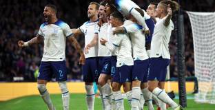 Англия нямаше проблеми с Шотландия