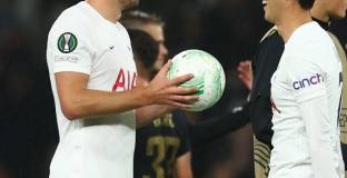 Тотнъм повтори постижение на Хайнкес и Мюлер