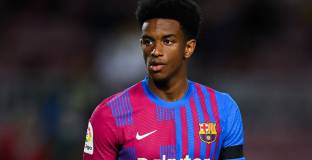 Още един от Барса е с коронавирус 