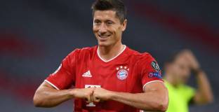 Левандовски изпревари Раул сред голмайсторите в ШЛ