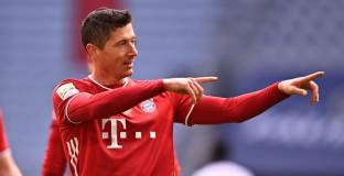 Румениге: Левандовски ще остане