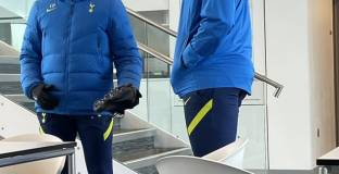 Яя Туре ще премине стаж в академията на Тотнъм