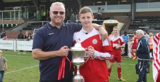 Бивш английски футболист почина в Дубай