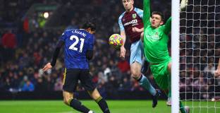 Ман Юнайтед се препъна на гости на Бърнли 