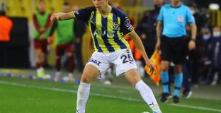 Барселона се разбра с Гюлер