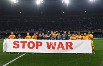 Играчите на Наполи и Барса се обявиха срещу агресията на Русия срещу Украйна.