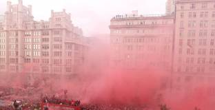  Ливърпул проведе парад