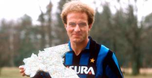  Румениге бе въведен в Залата на славата 