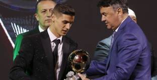 Десподов стана за трети път Футболист на година в България