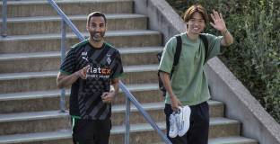  Японец смени Ман Сити с Борусия Мьонхенгладбах