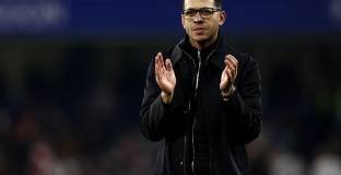 Мърсън: Играчите на Челси не са на една вълна с Росеньор