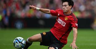 Ман Юнайтед отправи Пелситри в Гранада