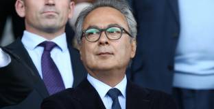 Мошири увеличи дела си в Евертън до 94%