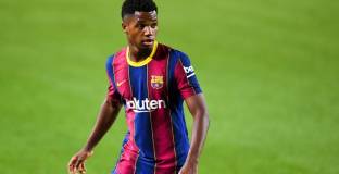 Барселона има право на едностранно удължаване на договора на Фати