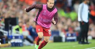  Ливърпул няма да връща Артур на Ювентус