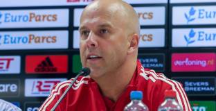  Слот няма да тренира Тотнъм