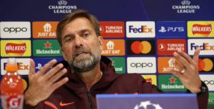 Клоп призова да се съди Ливърпул в края на сезона 