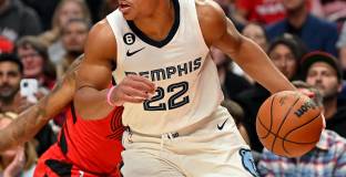 Никс с трета поредна загуба, Милуоки със 7-ма победа от 7 мача 