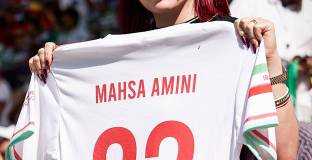 Иранските футболисти отново не пяха химна