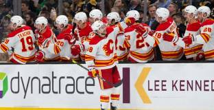 Калгари пречупи Питсбърг, Ванкувър прекъсна лошата серия