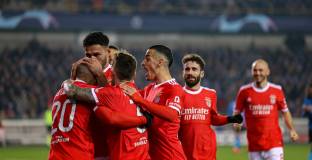 Бенфика с единия крак на 1/4-финал