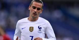 Гризман и Бензема пропуснаха общата тренировка на французите 