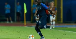 Челси обяви за трансфера на Сар в Порто