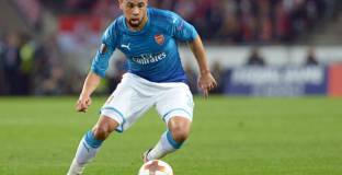 Коклен: Феновете трябва да гледат на Венгер като на герой 