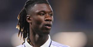 Реал Мадрид ще продължи с Камавинга