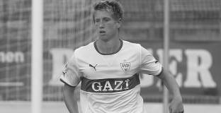 Футболист почина след падане от 70 метра