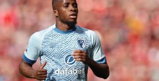 Милан и Лацио може да върнат Траоре в Серия А