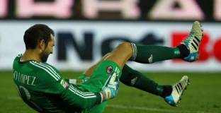 Диего Лопес прекрати кариерата си