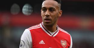 Уорнък съветва Клоп да подпише с Обамеянг 