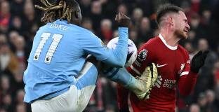 Клатенбърг: Това бе дузпа за Ливърпул 