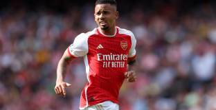 Жезус отново тренира с Арсенал