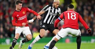 Нюкасъл унижи и отстрани Ман Юнайтед