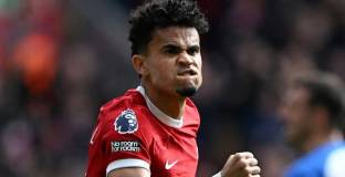 Луис Диаз иска в Барселона