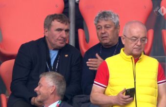 Легенди! Георги Хаджи и Мирча Луческу на мача на Румъния с Нидерландия. 