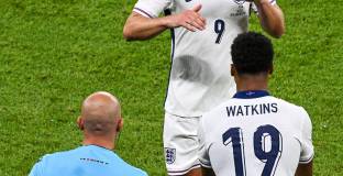 Англия е първият отбор с два загубени еврофинала 