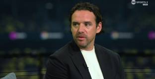 Харгрийвс смята, че Ливърпул трябва да купи опорен полузащитник 