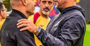 Иниеста посети днешната тренировка на Барселона 