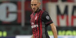 Милан се раздели с Палета 