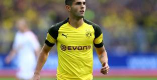 Ливърпул няма да се бори с Челси за Пулишич