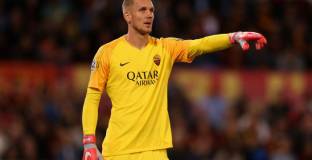 Каляри нае вратар на Рома